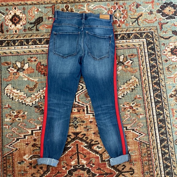 Express size 6 skinny jeans. Red stripe down the side. - Picture 3 of 3